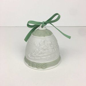 Vtg 1988 Lladro Christmas Holiday Porcelain Bell